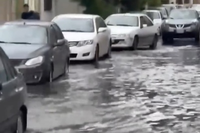 آبگرفتگی خیابان‌های رشت بر اثر شدت بارش باران